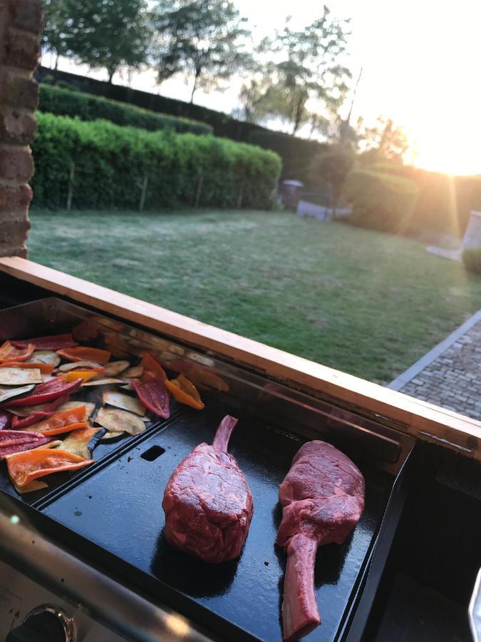 Suite De Charme : Les Crenees Oteppe Exterior foto